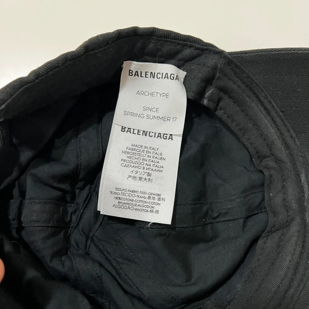 Balenciaga Women's Black Hat - Picture 2 of 6